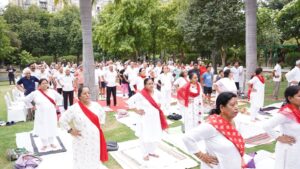 Medanta Engages Over 1,250 Residents Across Noida and Gurugram on International Day of Yoga